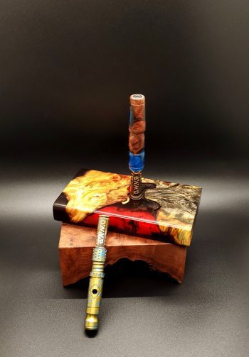 This image portrays 3G-Stash-Buckeye Burl Hybrid-Dynavap Case by Dovetail Woodwork.