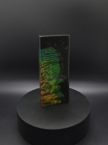 This image portrays 2G-Stash-Maple Burl Hybrid-XL Dynavap Case by Dovetail Woodwork.