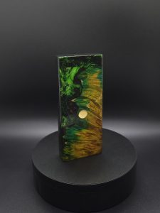 This image portrays 2G-Stash-Maple Burl Hybrid-XL Dynavap Case by Dovetail Woodwork.