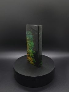 This image portrays 2G-Stash-Maple Burl Hybrid-XL Dynavap Case by Dovetail Woodwork.