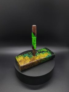 This image portrays 2G-Stash-Maple Burl Hybrid-XL Dynavap Case by Dovetail Woodwork.
