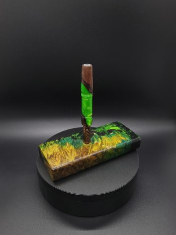 This image portrays 2G-Stash-Maple Burl Hybrid-XL Dynavap Case by Dovetail Woodwork.
