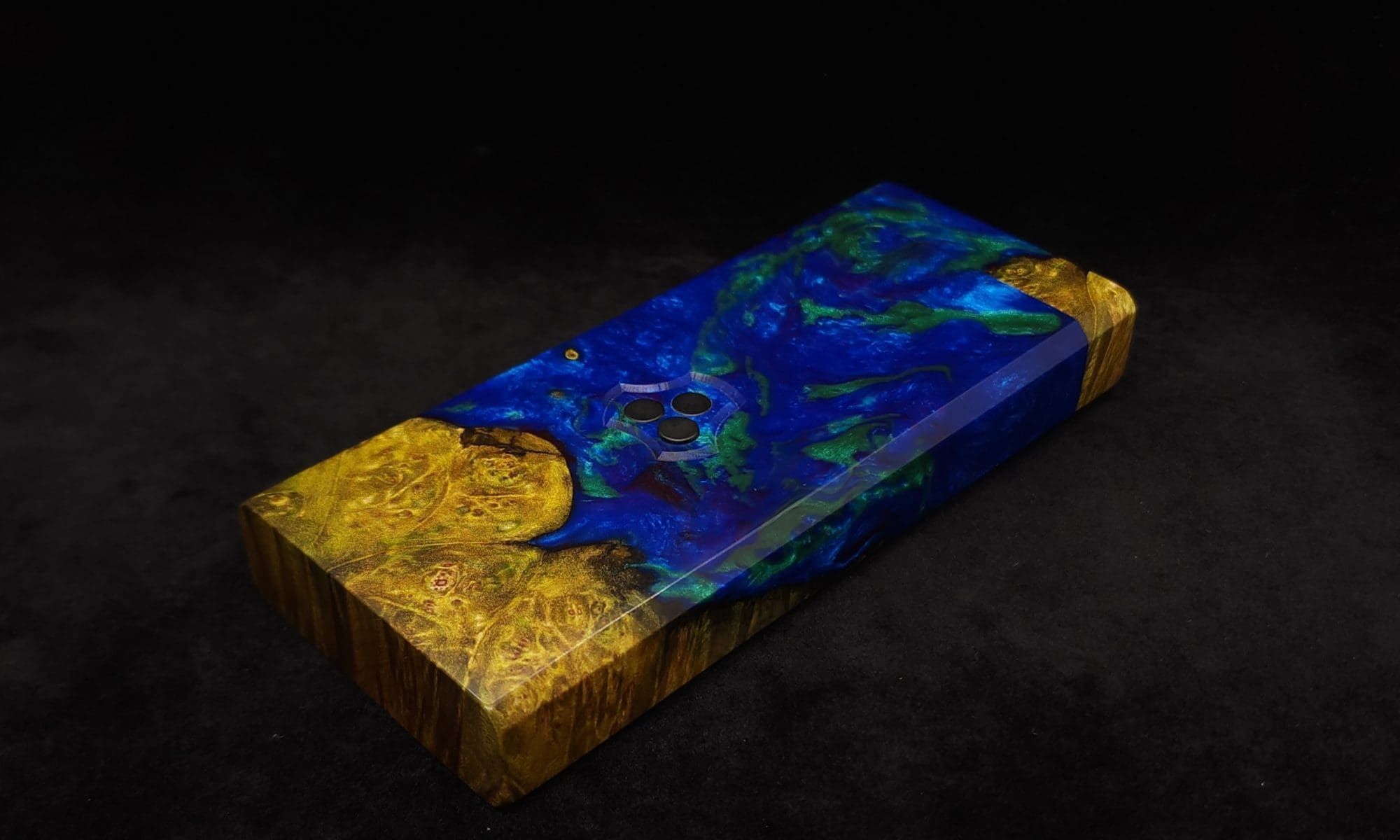 This image portrays Dynavap Device/Material Storage Case-Cosmic Burl (XL) Hybrid by Dovetail Woodwork.